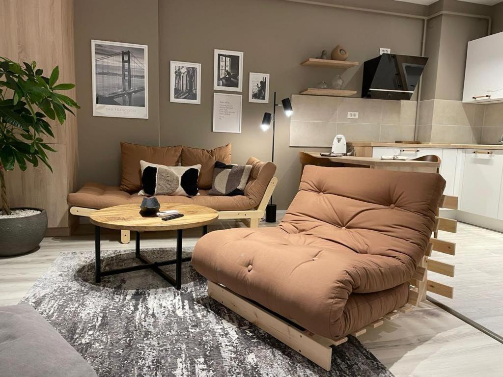 Shi Mi Junior Suite Iasi Exterior photo