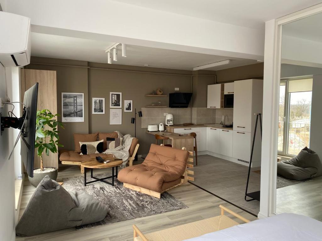 Shi Mi Junior Suite Iasi Exterior photo